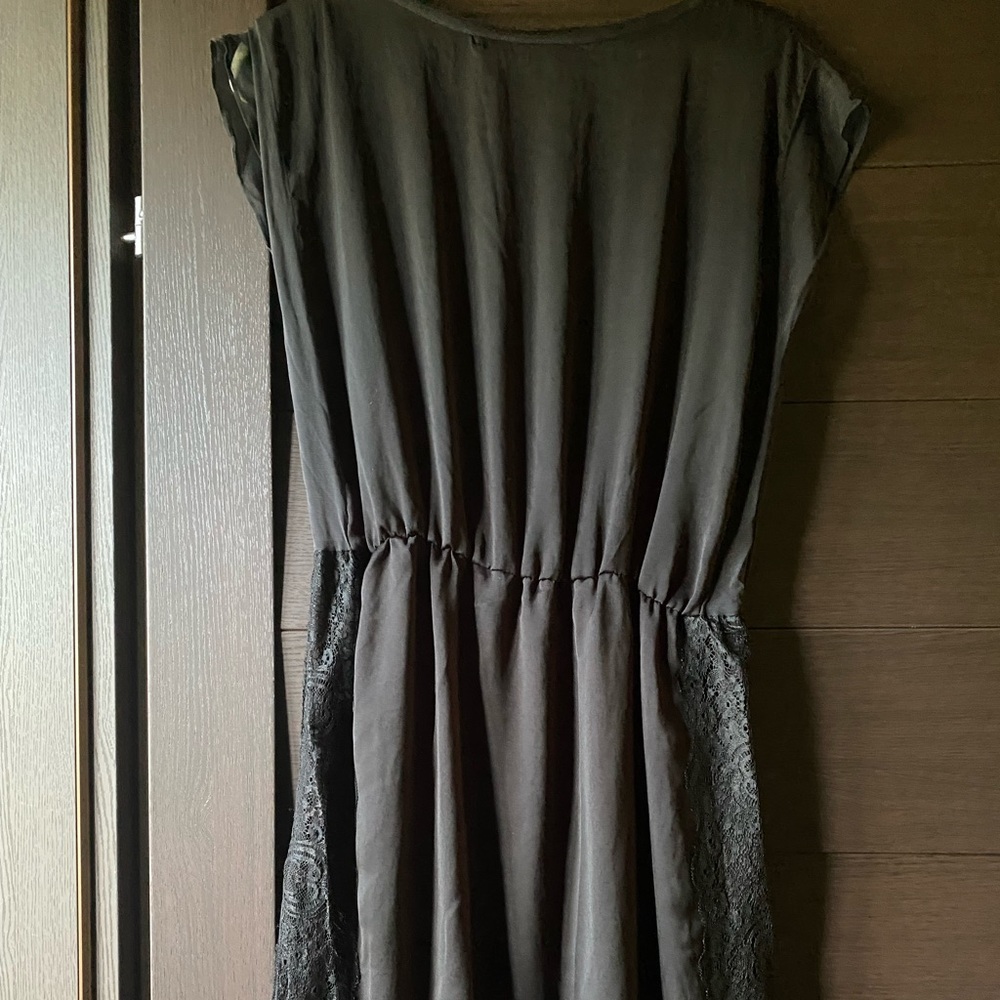 Zara Dress (Lace on side)